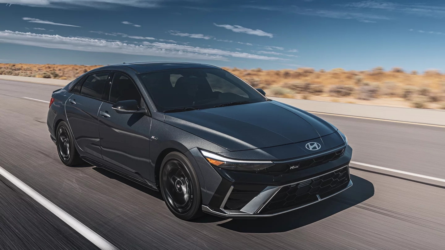 How Comfortable Is the 2026 Hyundai Elantra for Daily Driving Between Franklin and Nashville?