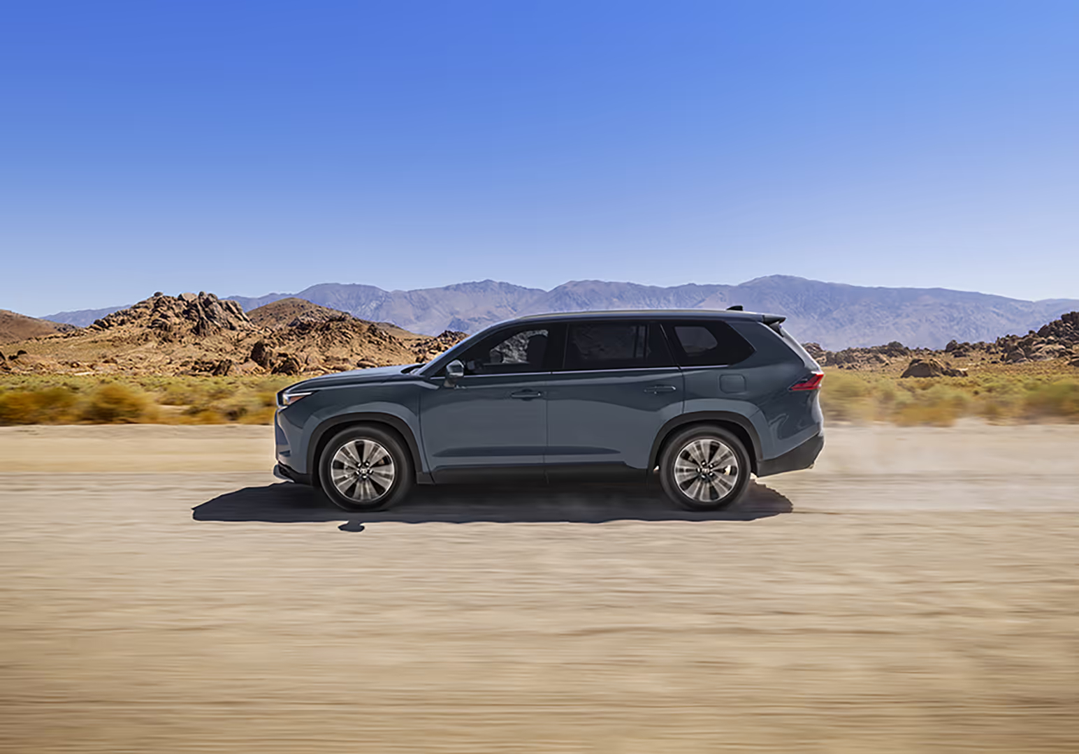 Is the Toyota Grand Highlander Built for Long Road Trips? A Comfort-Focused Buyer's Guide