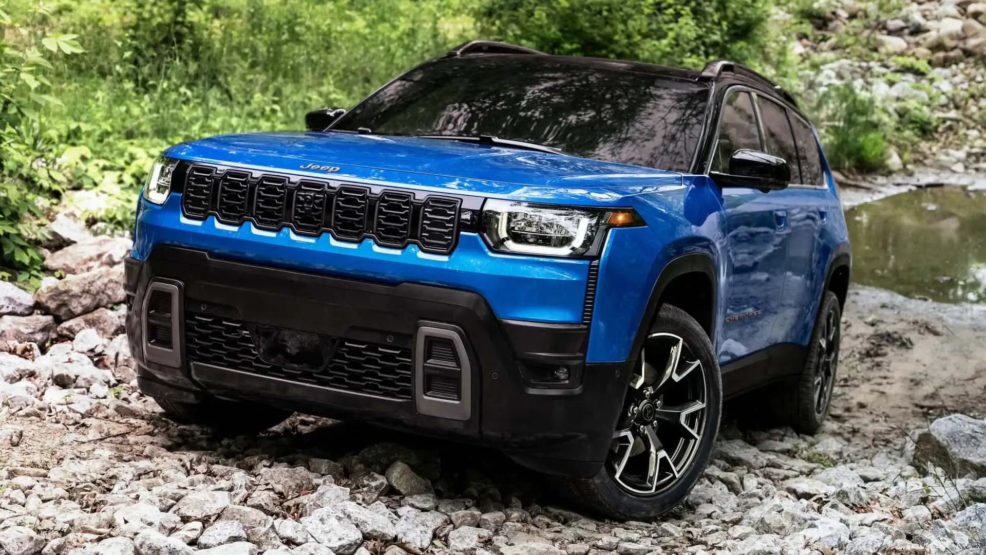 Can the Jeep Cherokee Hybrid Handle Michigan Trails and City Driving?