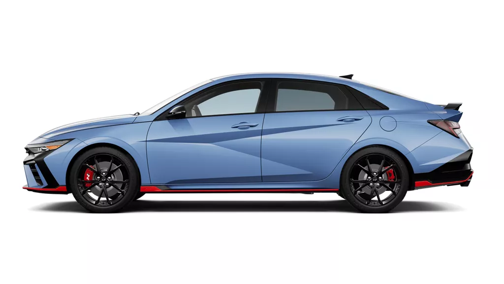 Hyundai Elantra vs Toyota Corolla: Which Sedan Is Better for Commuting?