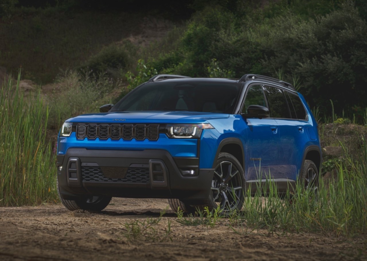 What Changes Most When You Upgrade from a Hatchback or Sedan to a Jeep Cherokee?