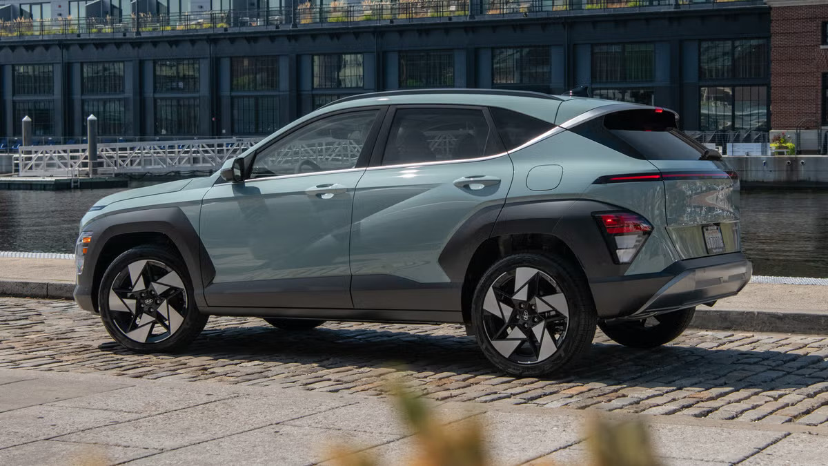 Is the Hyundai Kona Worth Buying Instead of a Sedan? Why More Ohio Drivers Are Switching to Small SUVs