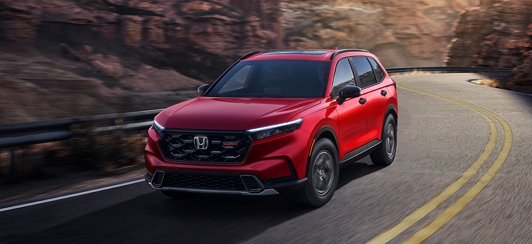 For Metro Detroit, should I buy the 2026 CR‑V gas model or the CR‑V Hybrid Sport?
